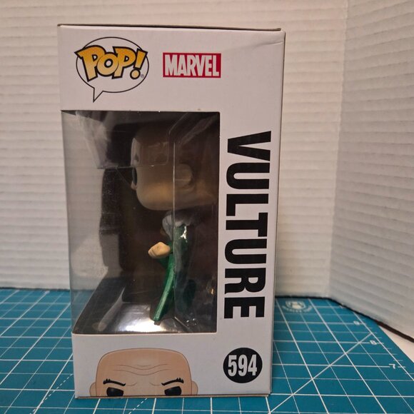 Funko POP Marvel Comics 80 Years Vulture Spider-Man 594 Vinyl Figure - Picture 2 of 6